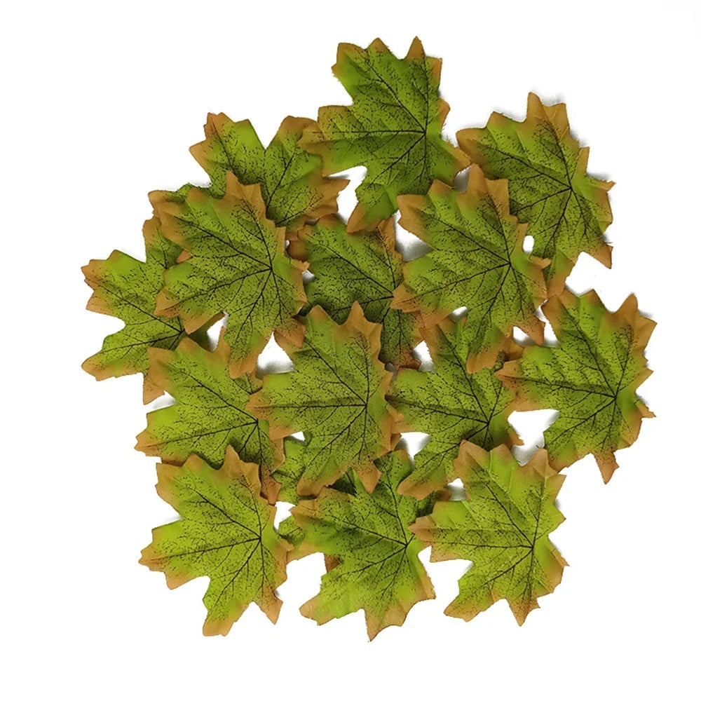 Set of 50 maple leaf decorations for parties and events - Green