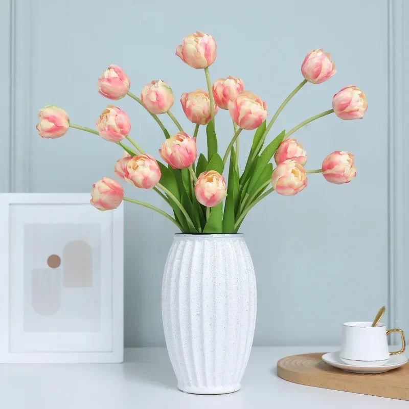 Artificial tulip flowers in decorative silk for any occasion - view 2