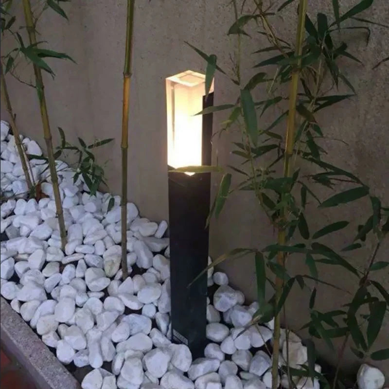 Waterproof outdoor led light column for garden and landscape - view 2