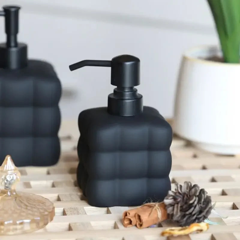 Ceramic creative soap dispenser for disinfectant and shampoo - view 5