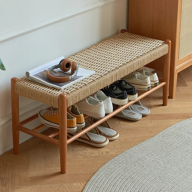 Shoes stool in solid wood braided in retro style rattan
