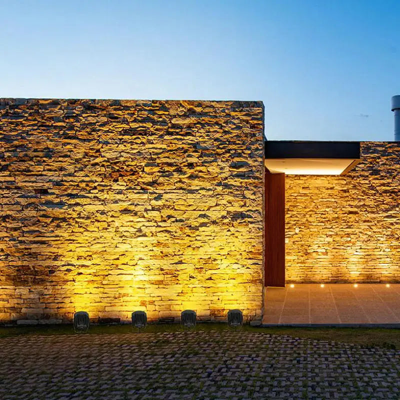 Waterproof outdoor lighting for garden and alley - view 4
