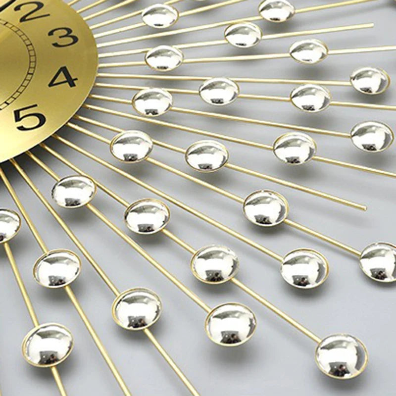 Wall clock in metal creative and silent design - view 5