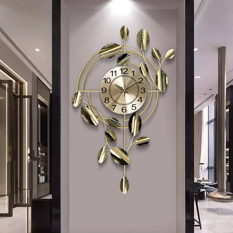 Wall clock in gold metal Nordic design silent luxury scanning