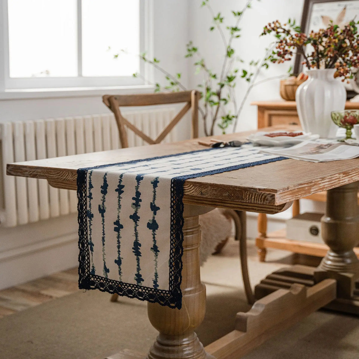 Countryside table runner blue navy white lace - 30x50cm