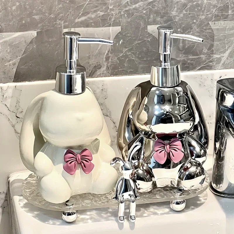 Liquid soap dispenser and pressure cute disinfectant - view 5