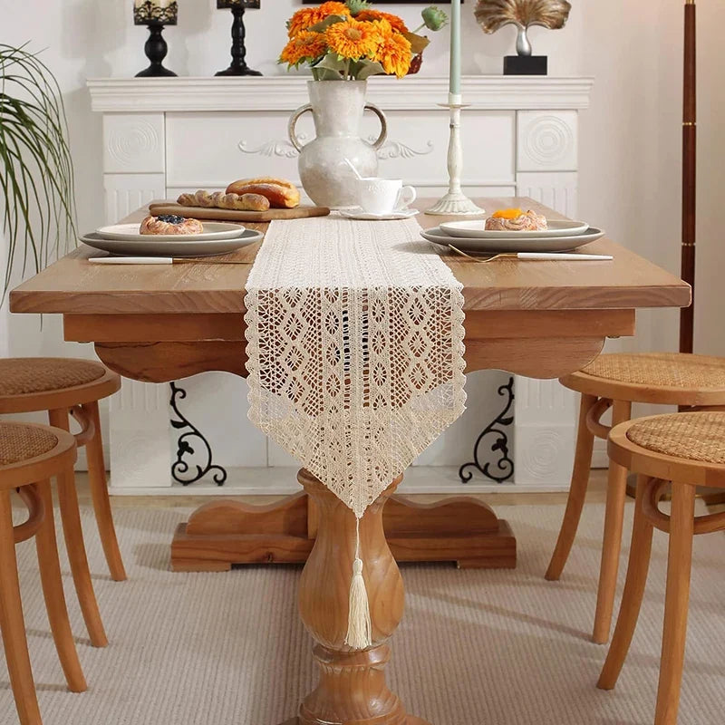 Table runner lace crochet bohemian pom-poms beige - view 2