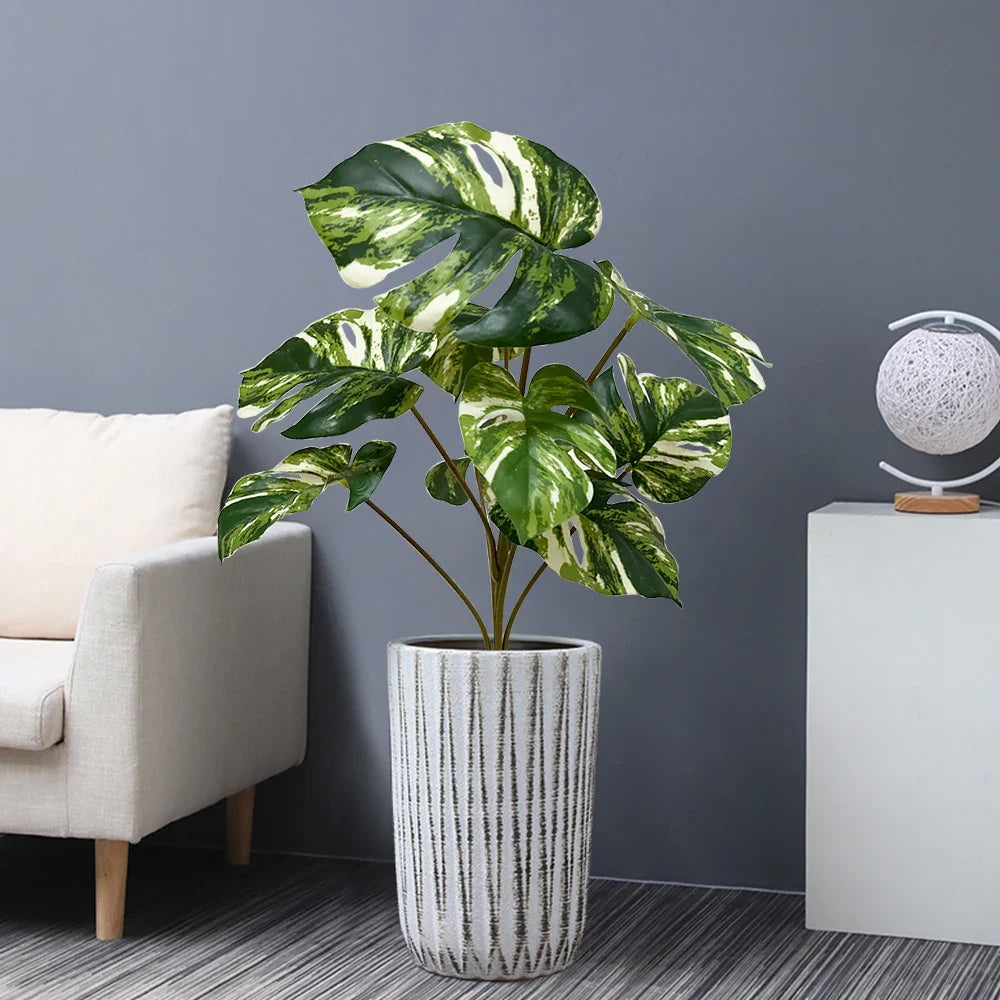 Realistic artificial tropical plant for interior and exterior decoration