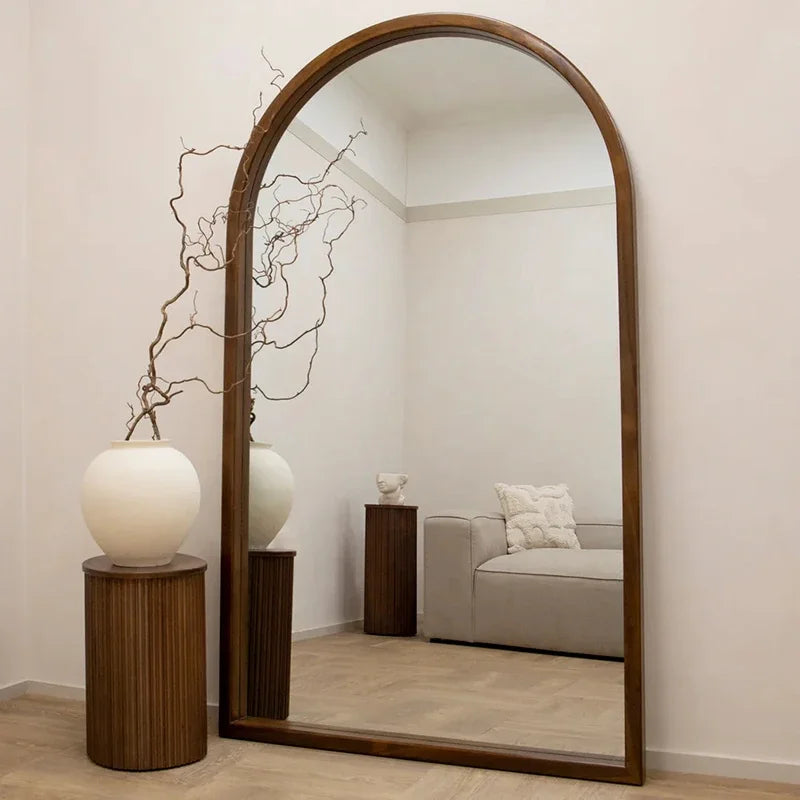 Circular decorative mirror for an elegant bohemian atmosphere - view 2