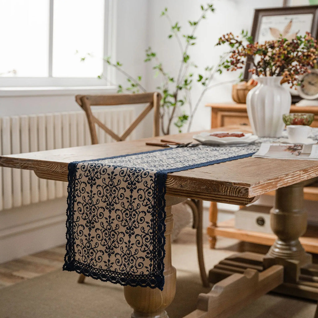 Blue table runner porcelain style lace country - 30x50cm