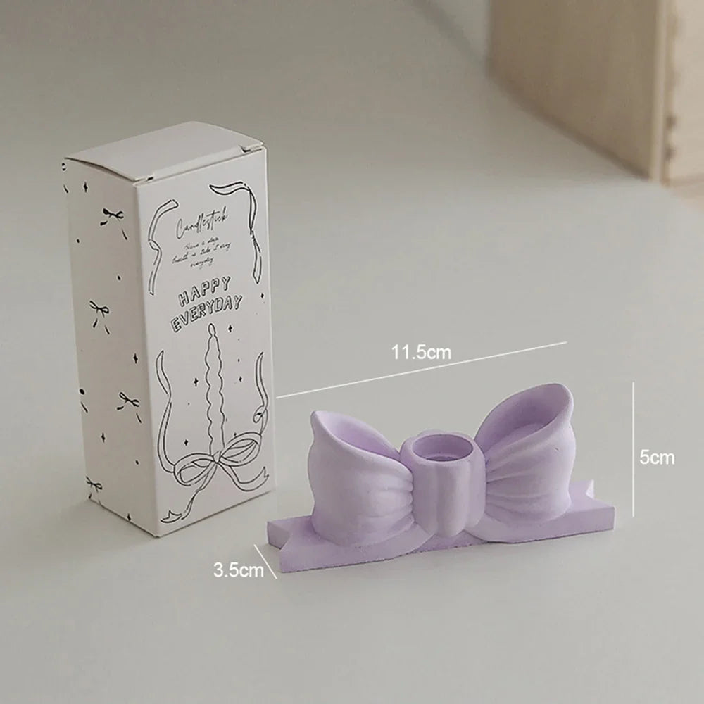 Korean vintage candlestick in the shape of a creative decorative knot - PURPLE / One Size / 1 Piece