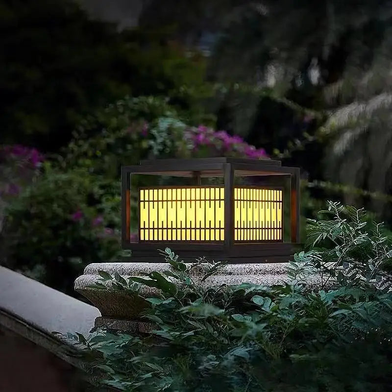 Outdoor solar LED lamp with remote control and variable intensity - view 6