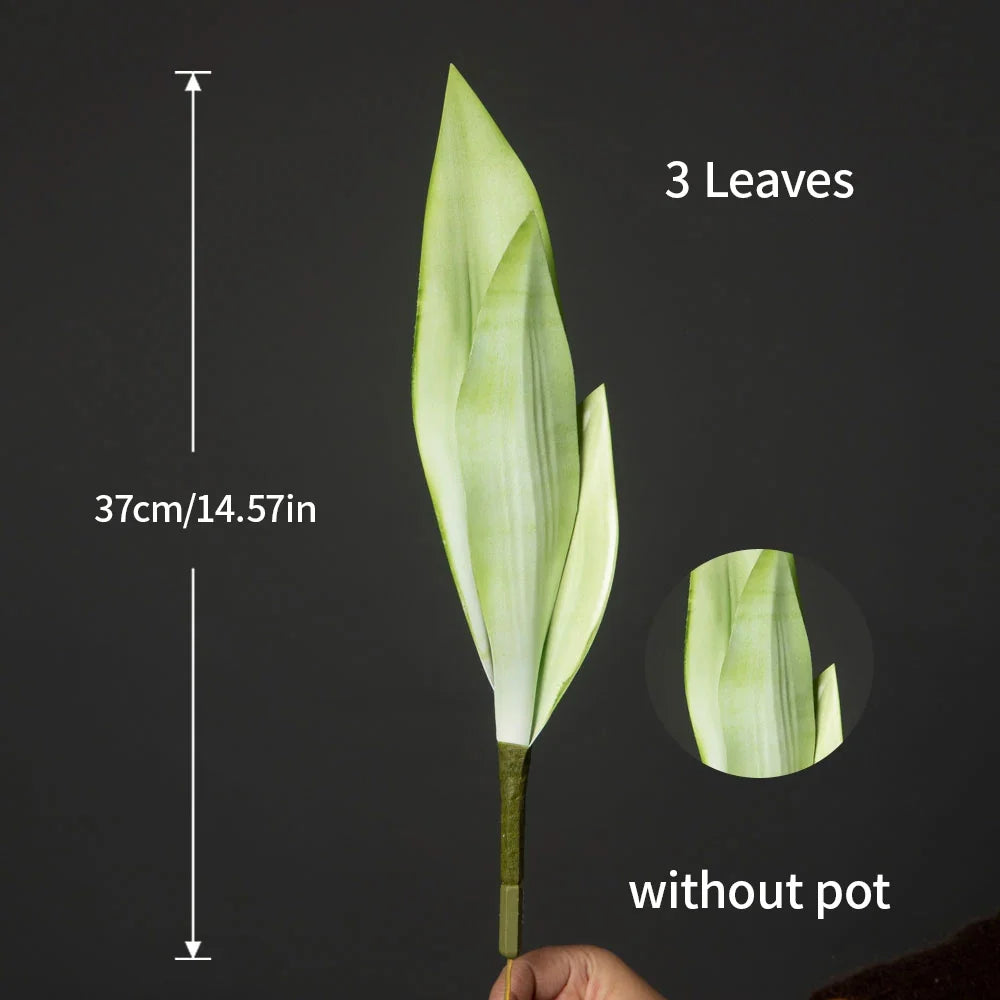 Artificial ornamental succulent plants for indoor and outdoor use - No Pot M / No Pot