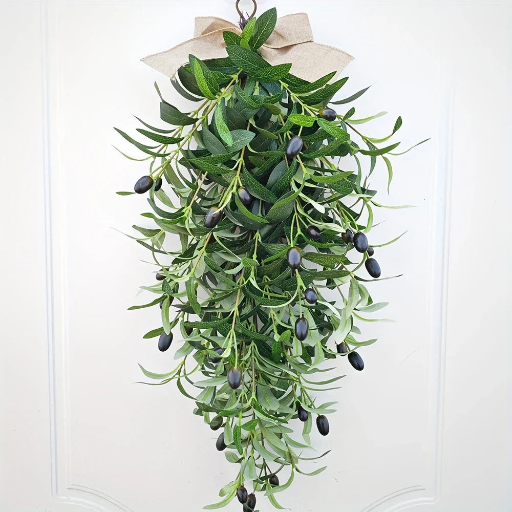 Artificial plants suspended for interior and exterior decoration