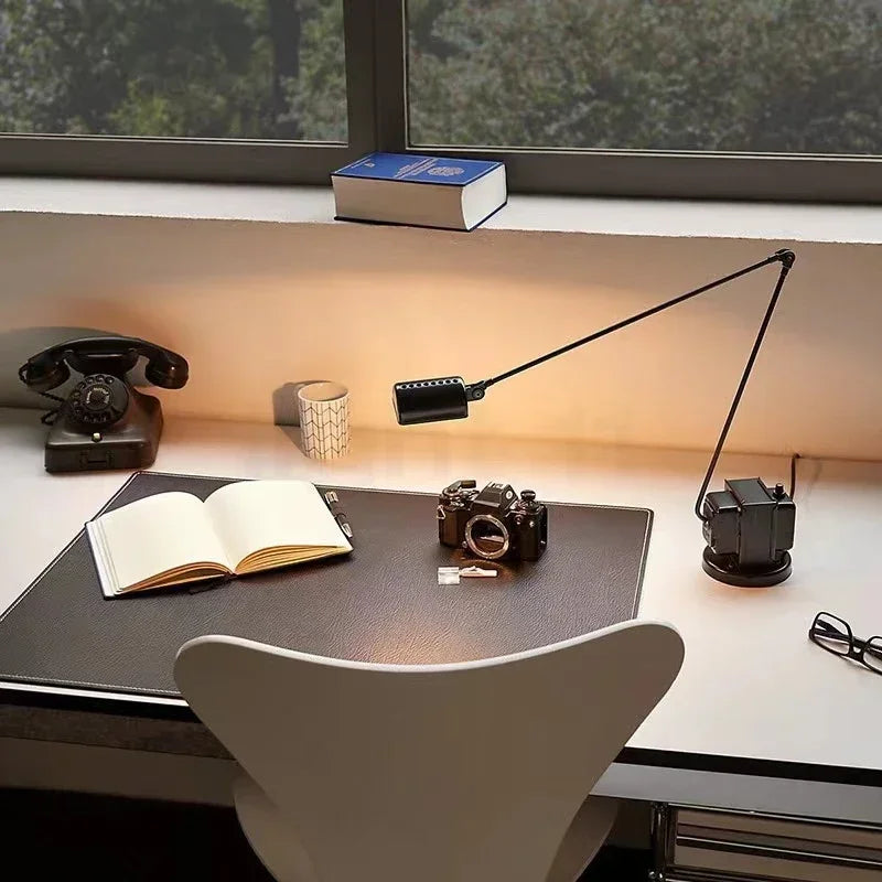 Modern floor lamp with Italian design with adjustable swivel arm - view 4