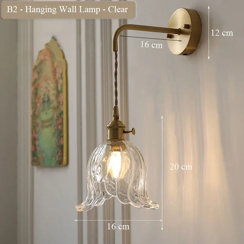 Modern wall sconce in glass and vintage brass adjustable - B2 / Bulb Not Included