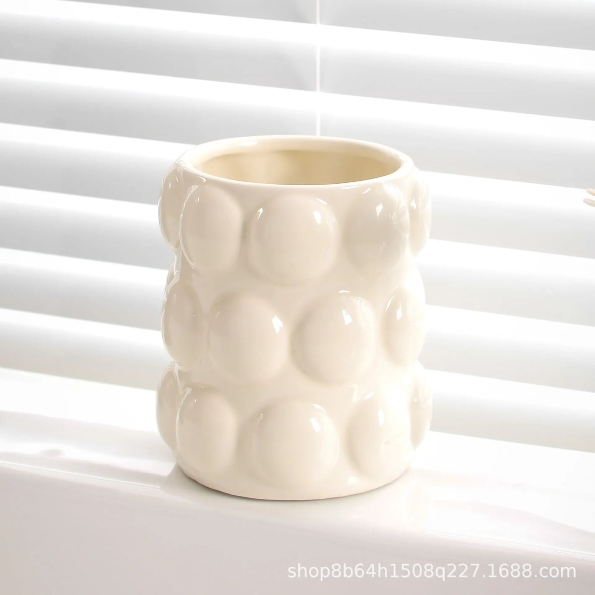 Set of ceramic cups for luxury lovers bathroom accessories - B-1 Piece