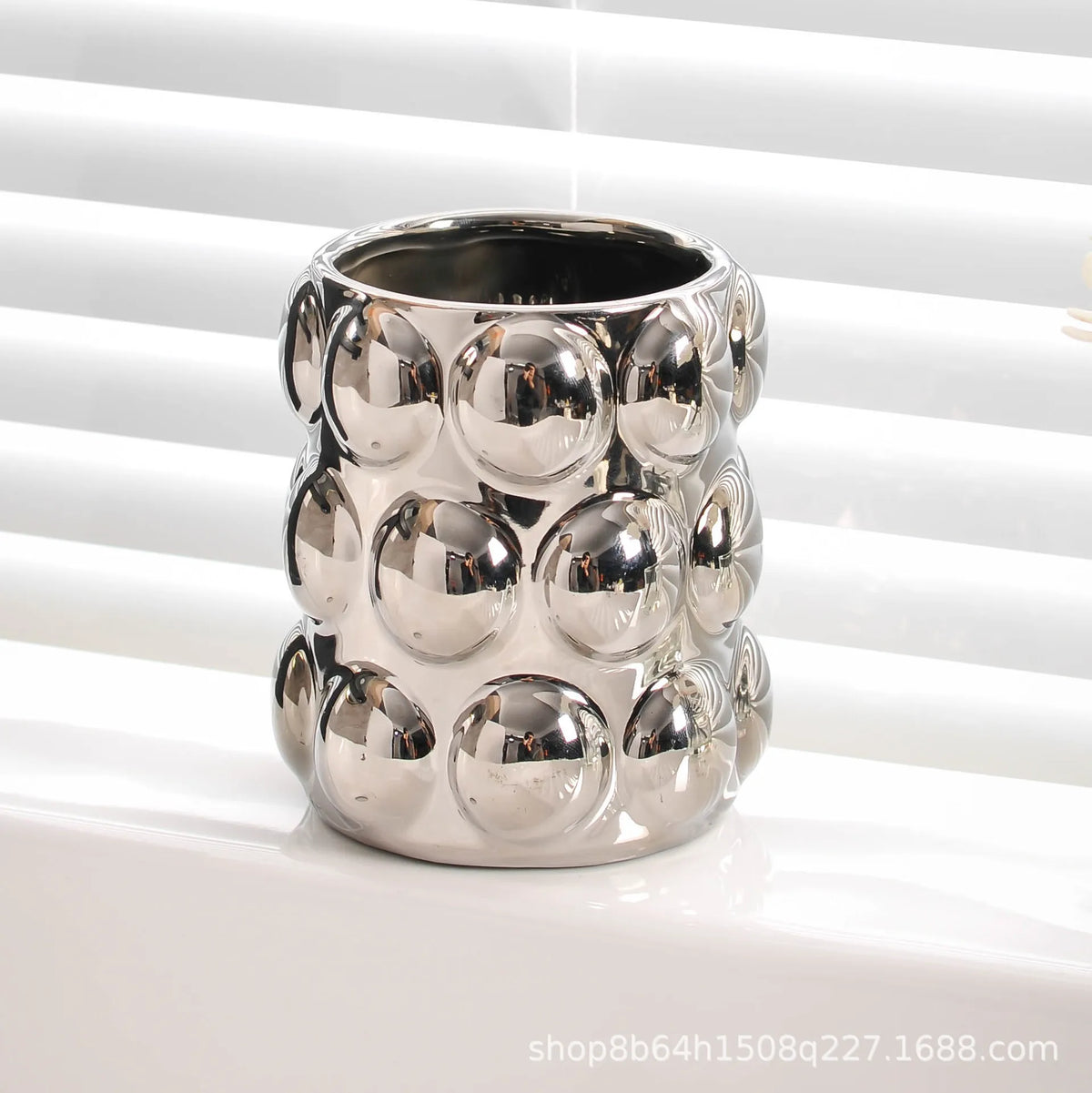 Set of ceramic cups for luxury lovers bathroom accessories - A-1 Piece
