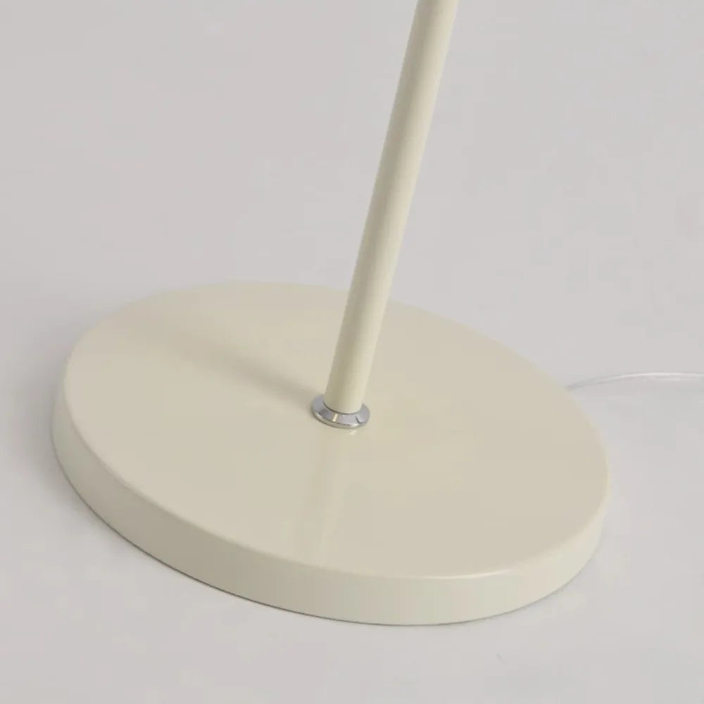 Modern retro Nordic iron table lamp - view 5