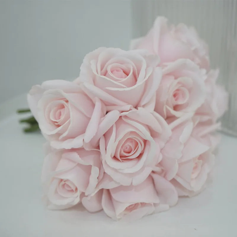 Realistic artificial rose bouquets for various decorations