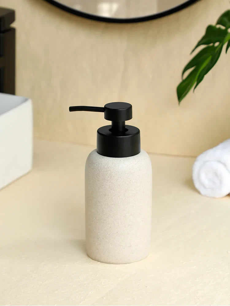 Hand rechargeable foam soap dispenser - view 2