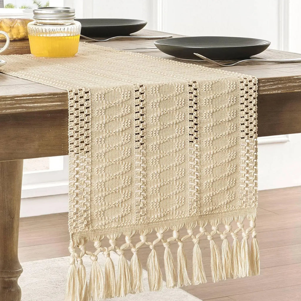 Table runner macrame bohemian ivory fringes - 30x120cm