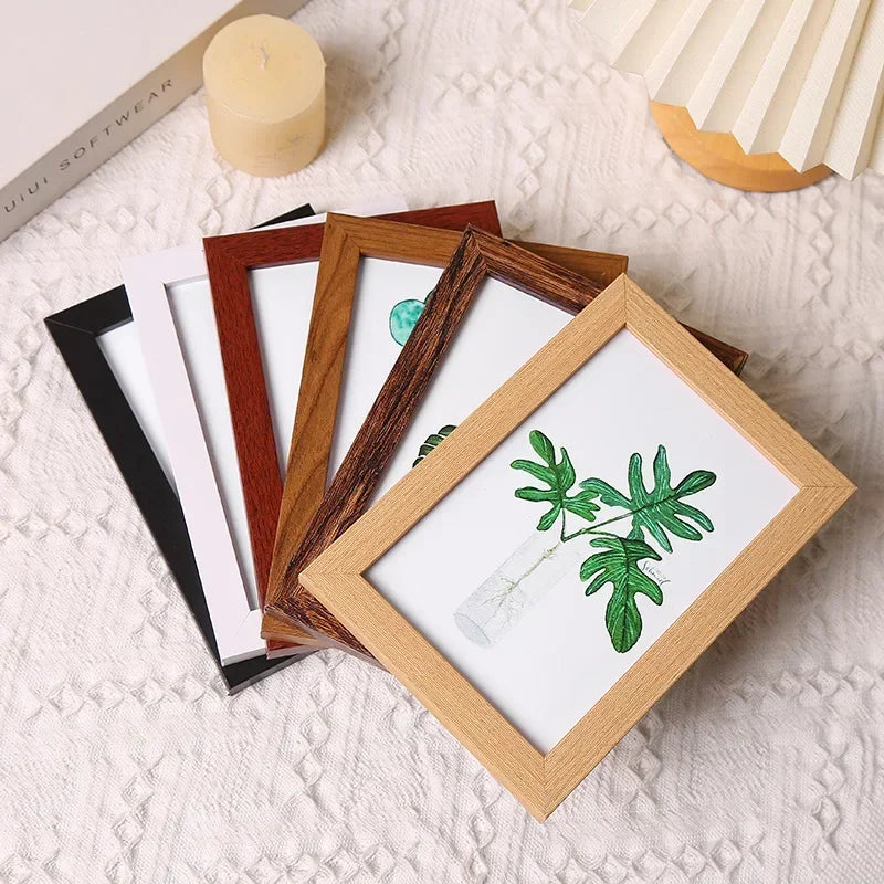 Wooden picture frame for family portraits and weddings, Design 2