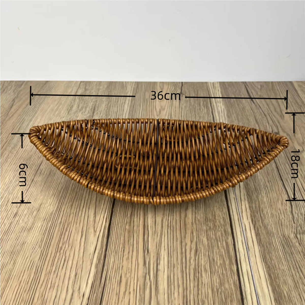 Woven rattan basket for fruit and decorative storage - L 36x18x4cm