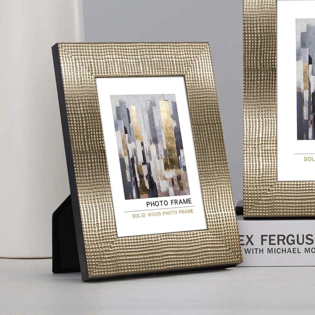 Modern photo frame in solid wood for office - view 3
