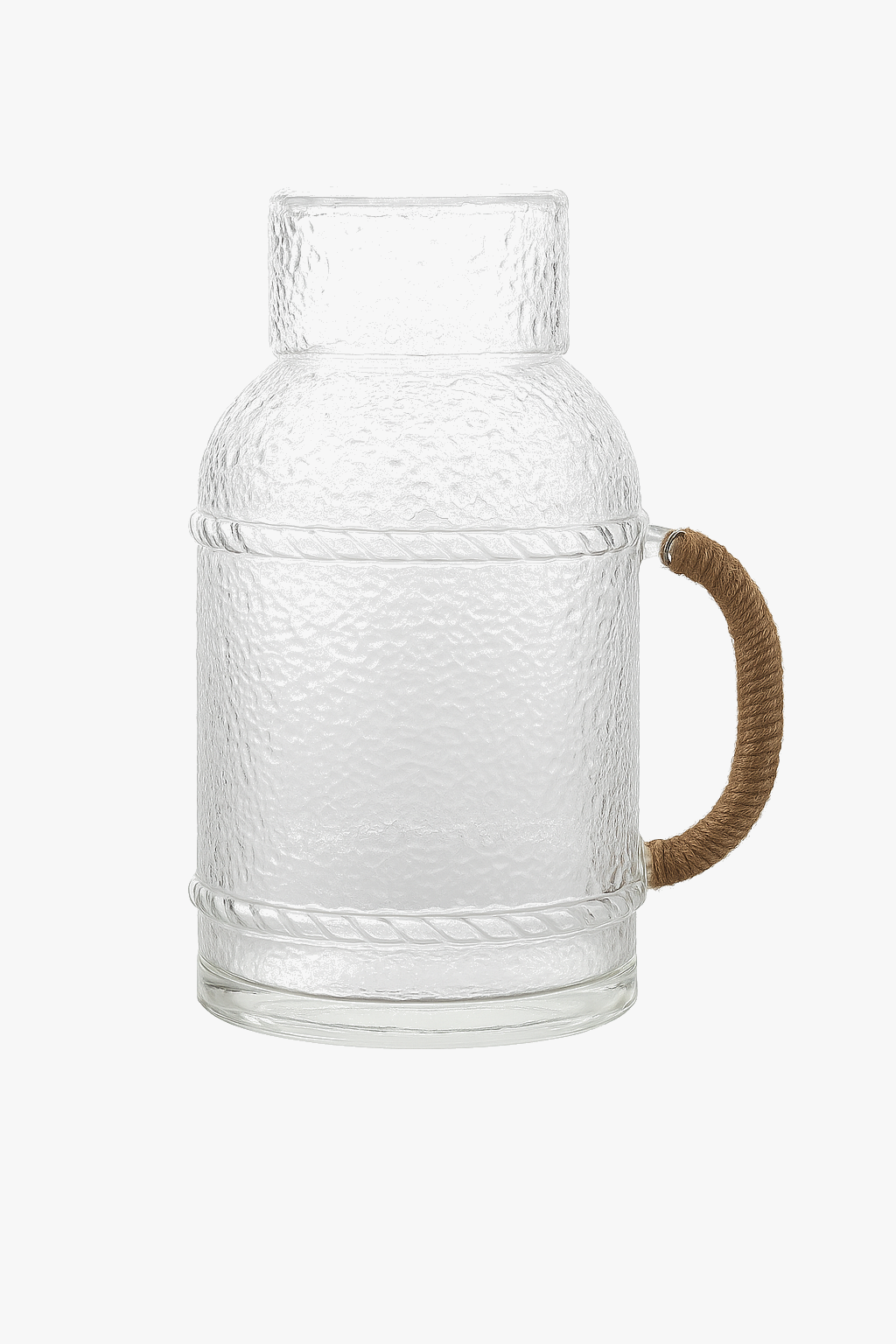 Glass kettle with minimalist style cups