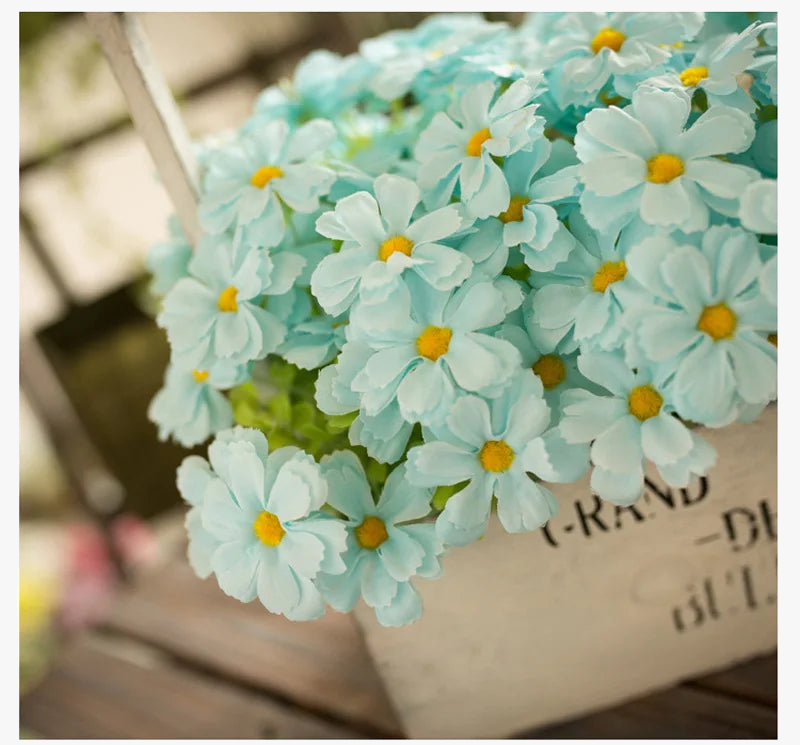 Bouquet of artificial daisy flowers for autumn decoration - view 3