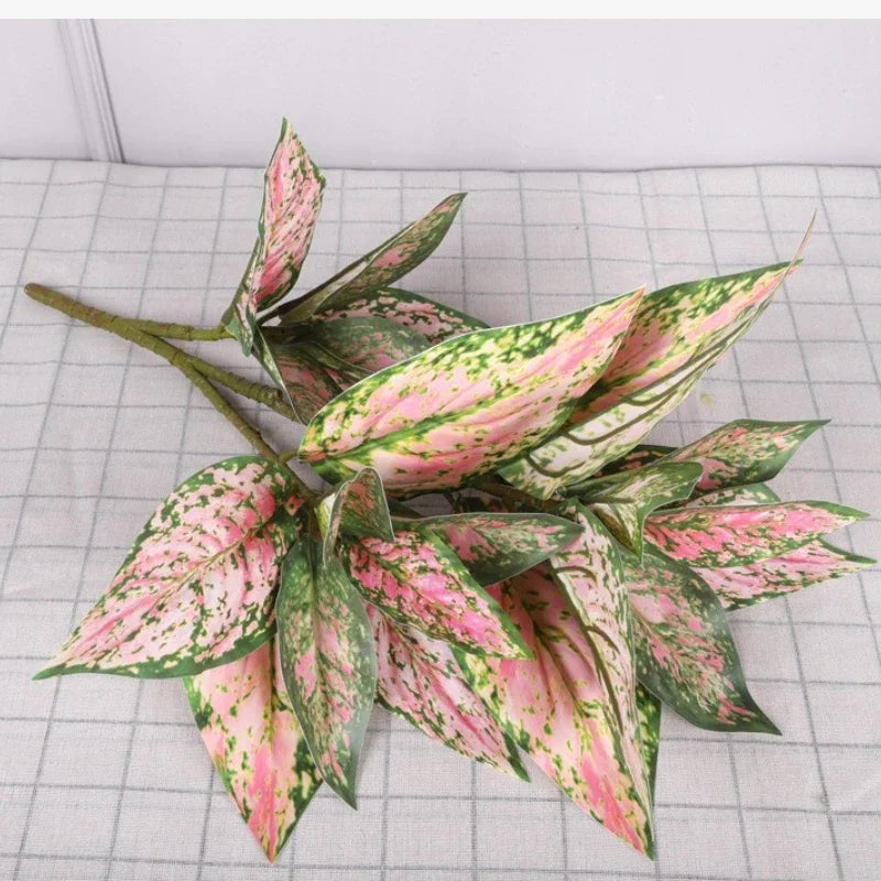 Large bouquet of decorative plastic ivy leaves - view 4
