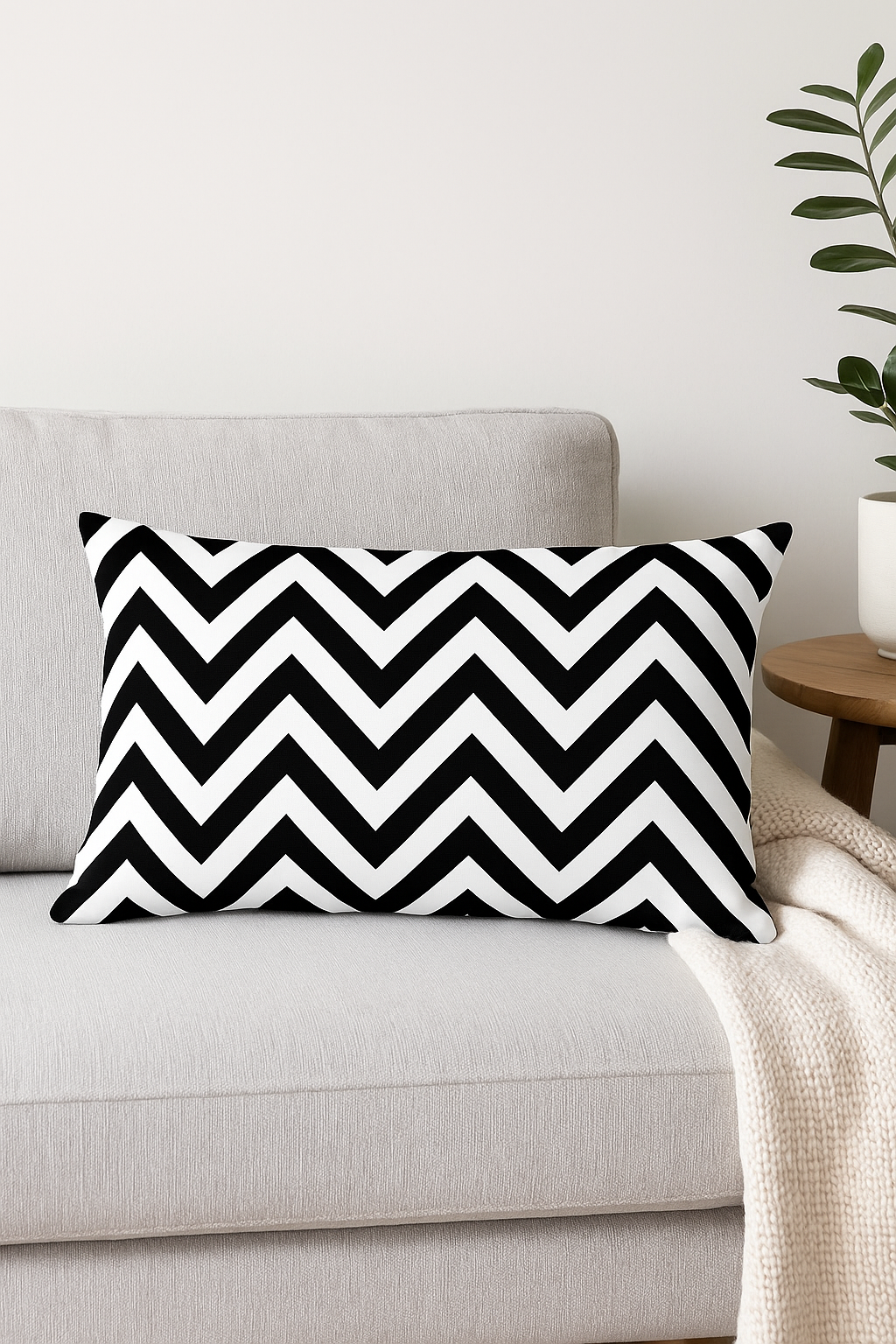 Refined Black and Yellow Throw Pillow Cover 30x50cm - view 2