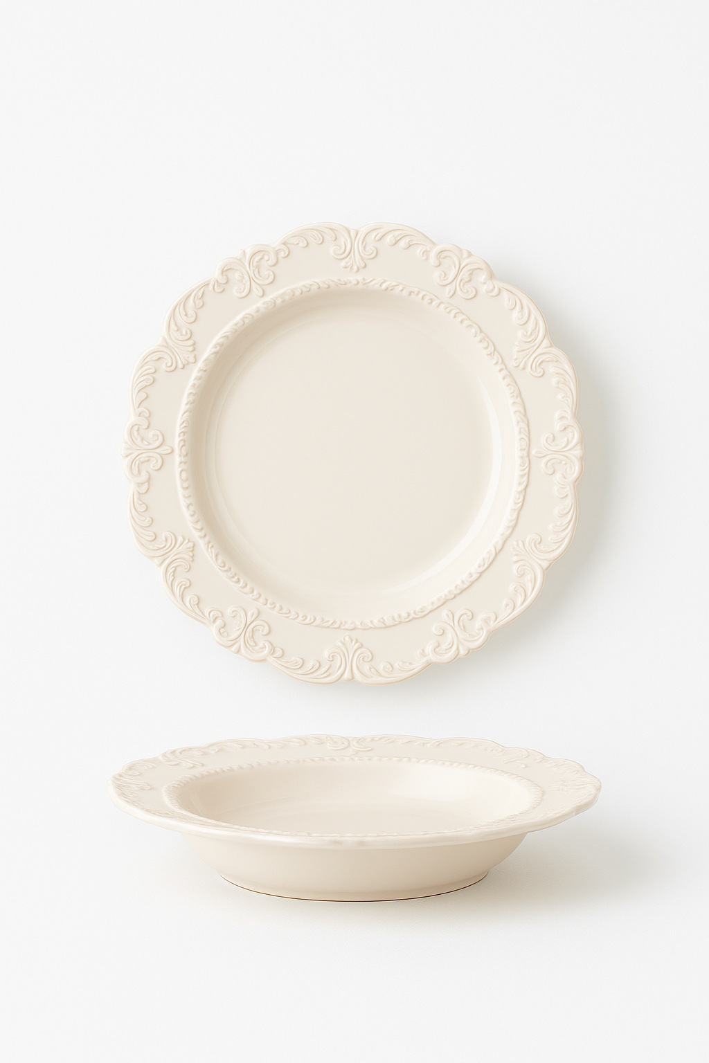 Light-Catching Vintage Ceramic Table Service for Restaurants